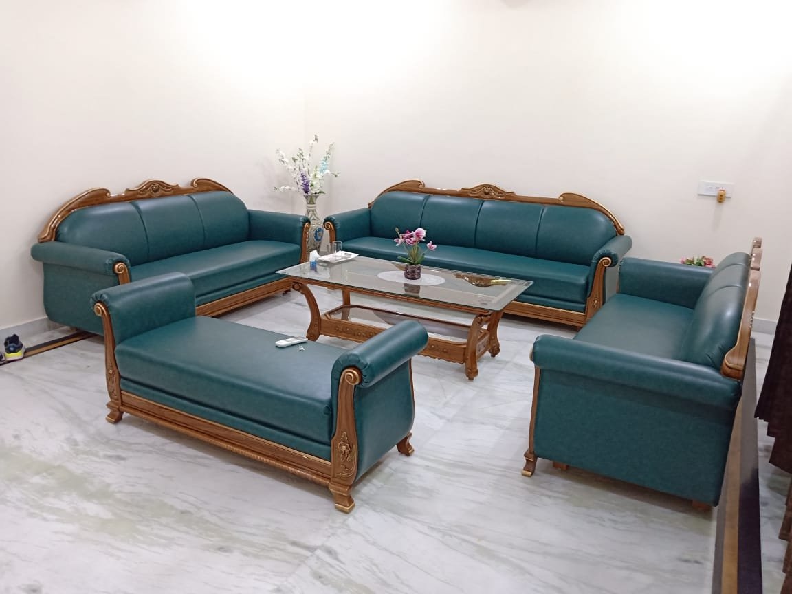 MetroMod Sofa
